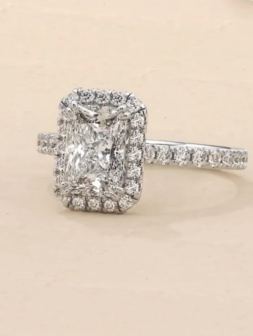 New 3.5ct Outstanding IGI Certified Lab Grown Diamond, 14k White Gold